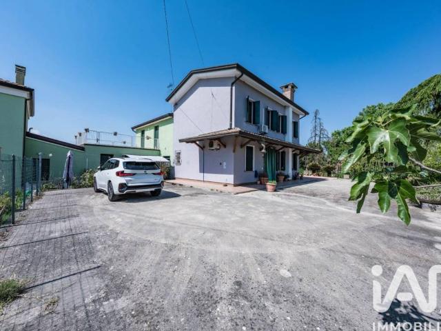 Villa in vendita a Ariano nel Polesine RO
