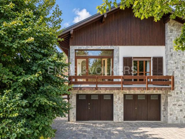 Villa in vendita a Armeno NO