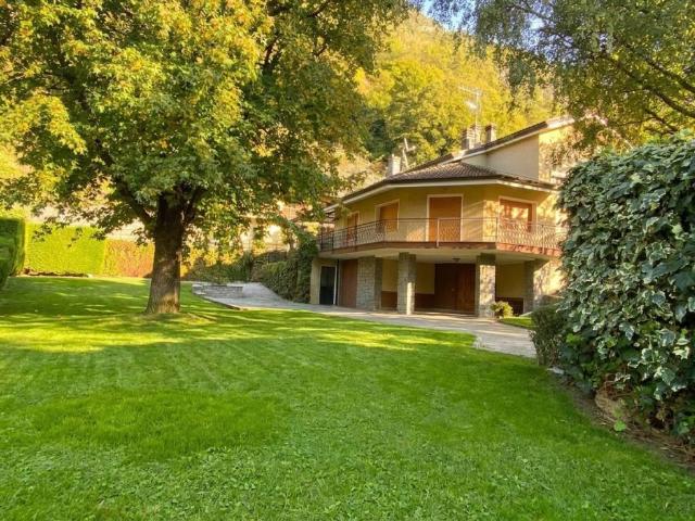 Villa in vendita a Arnad AO