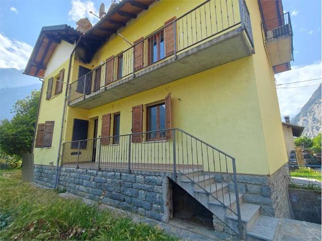 Villa in vendita a Arnad AO