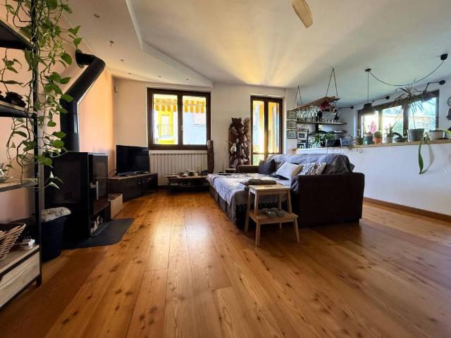 Villa in vendita a Arona NO