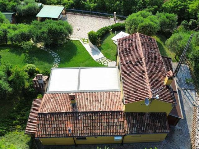 Villa in vendita a Arquà Petrarca PD