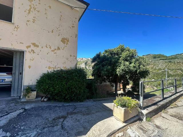 Villa in vendita a Arrone TR