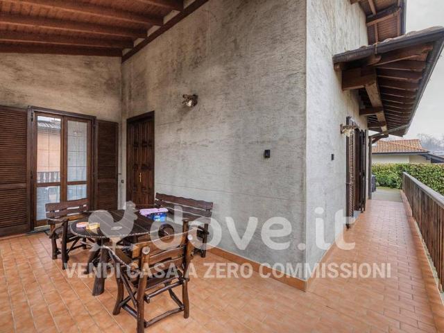 Villa in vendita a Arsago Seprio VA