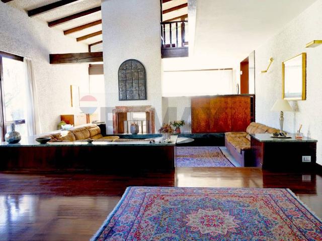 Villa in vendita a Arsago Seprio VA