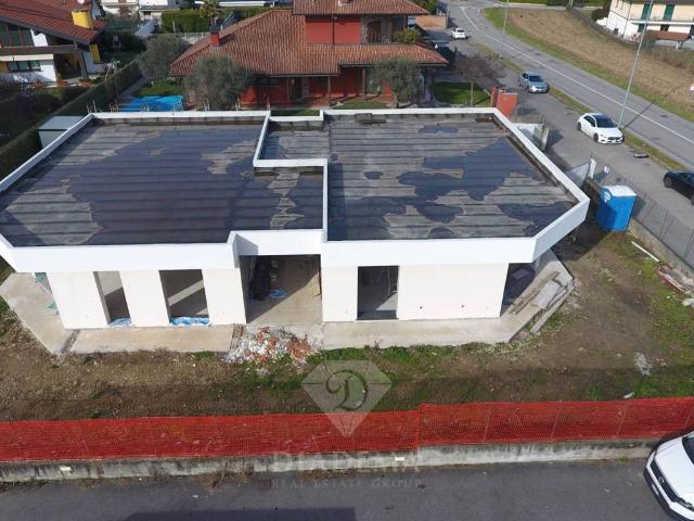 Villa in vendita a Arsago Seprio VA