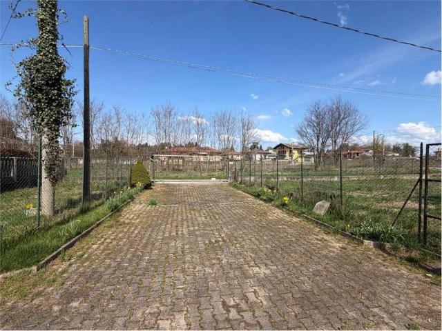 Villa in vendita a Arsago Seprio VA