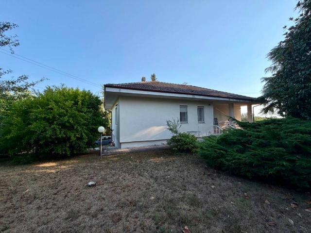 Villa in vendita a Asti AT