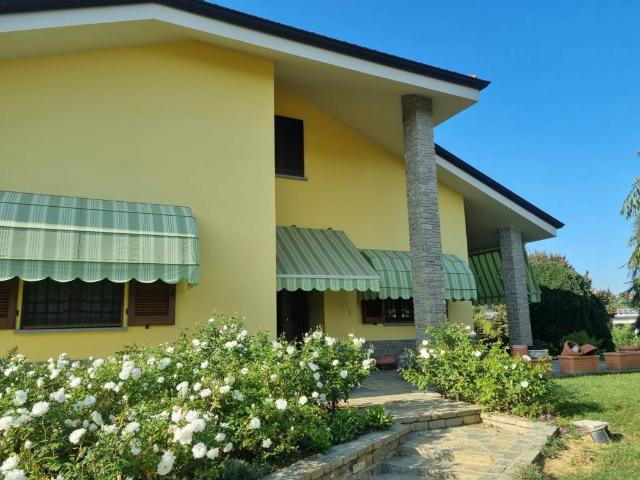 Villa in vendita a Asti AT