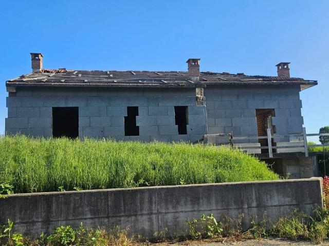 Villa in vendita a Asti AT