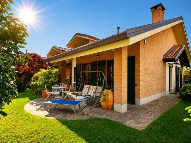 Villa in vendita a Asti AT