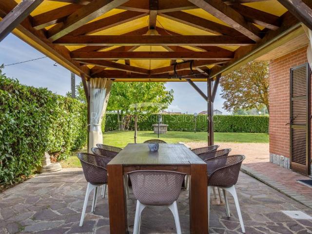 Villa in vendita a Asti AT