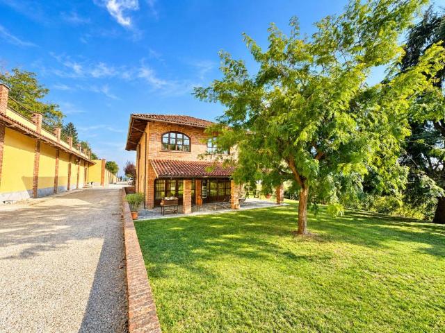 Villa in vendita a Asti AT