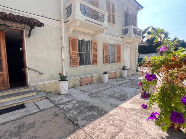 Villa in vendita a Asti AT