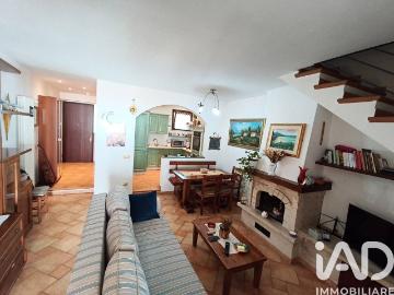 Villa in vendita a Asciano