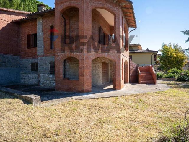 Villa in vendita a Asciano SI