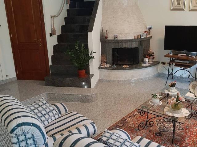 Villa in vendita a Asciano SI