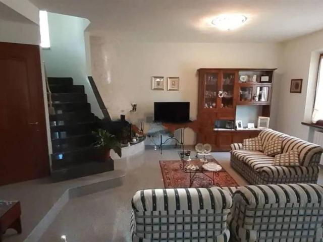Villa in vendita a Asciano SI