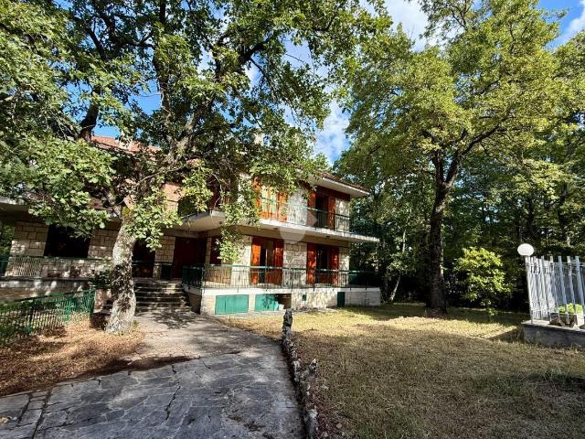 Villa in vendita a Ascoli Piceno