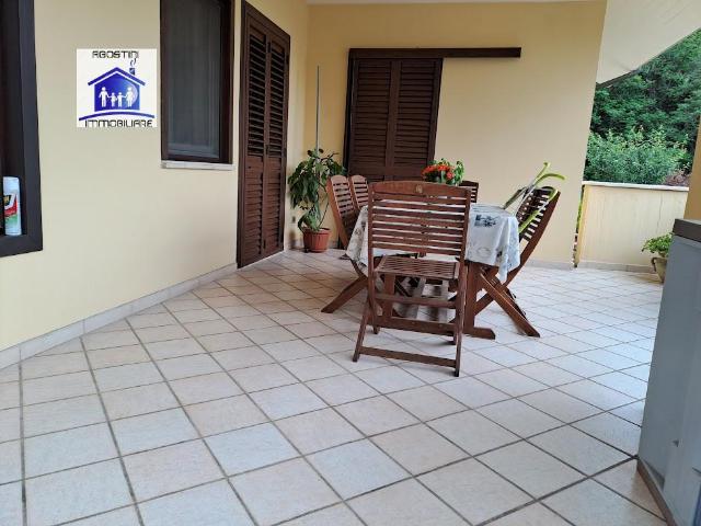 Villa in vendita a Ascoli Piceno