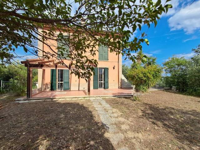 Villa in vendita a Ascoli Piceno AP