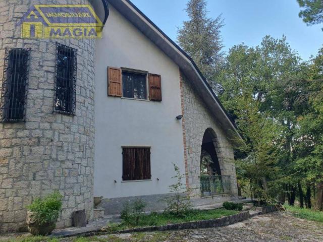 Villa in vendita a Ascoli Piceno AP