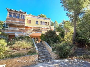 Villa in vendita a Ascoli Piceno AP