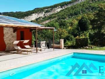 Villa in vendita a Ascoli Piceno AP