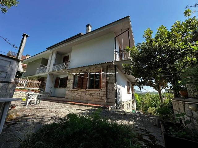 Villa in vendita a Ascoli Piceno AP