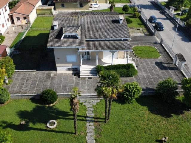 Villa in vendita a Asola MN