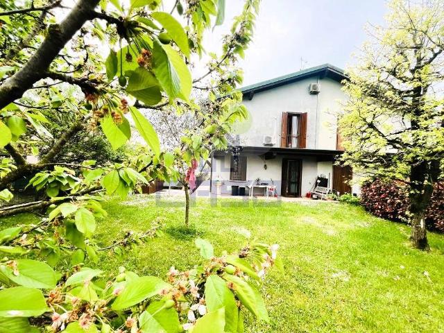 Villa in vendita a Asola MN