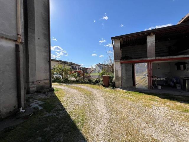 Villa in vendita a Asola MN