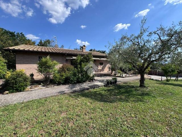 Villa in vendita a Assisi PG