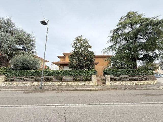 Villa in vendita a Assisi PG