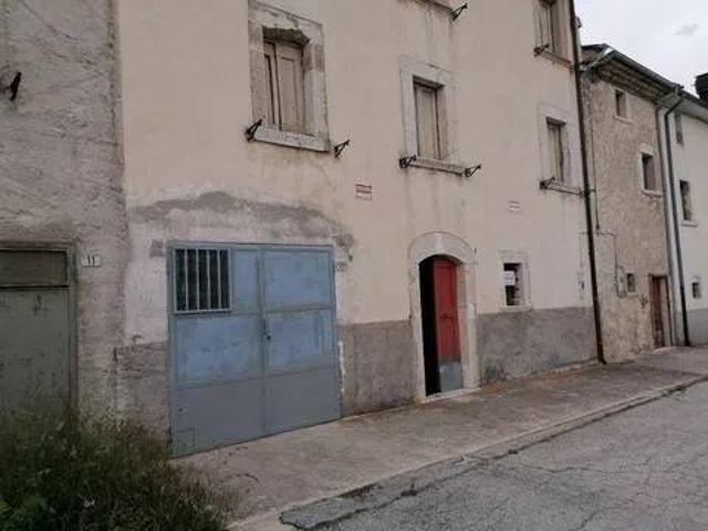 Villa in vendita a Ateleta AQ