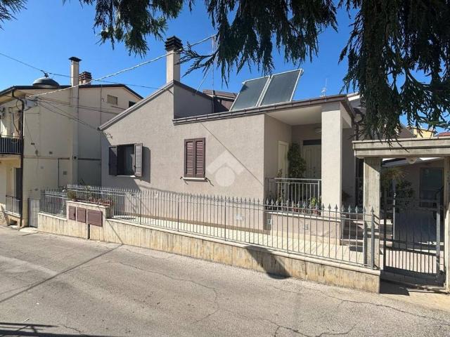 Villa in vendita a Atri TE