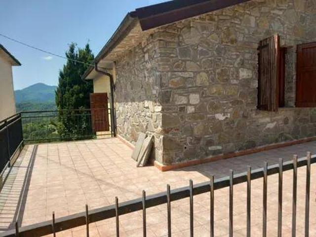 Villa in vendita a Aulla MS