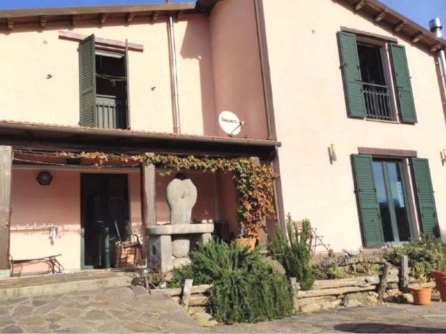 Villa in vendita a Aulla MS