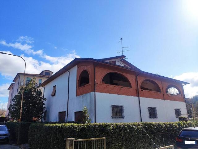Villa in vendita a Aulla MS
