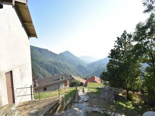Villa in vendita a Aurano VB