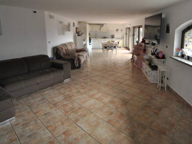 Villa in vendita a Avegno GE