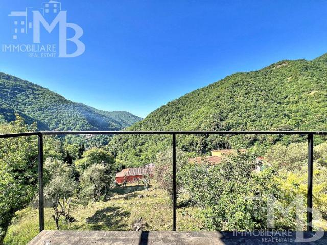 Villa in vendita a Avegno GE