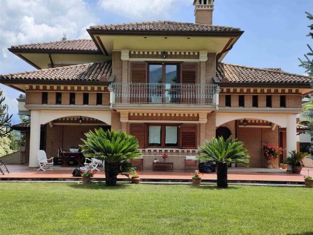 Villa in vendita a Avellino AV