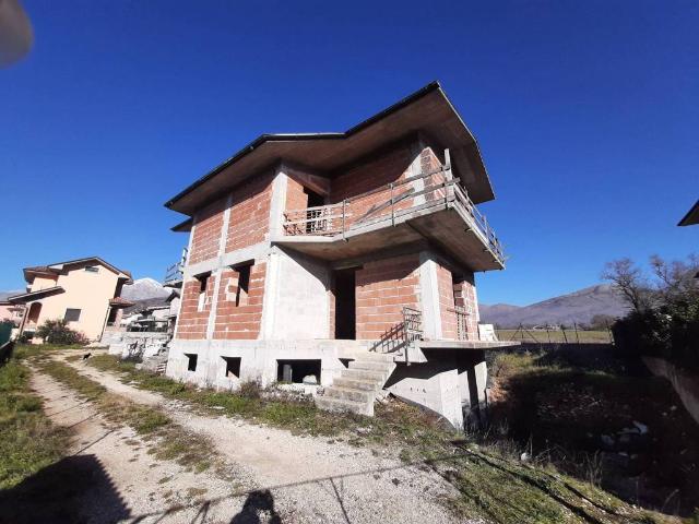 Villa in vendita a Avezzano AQ