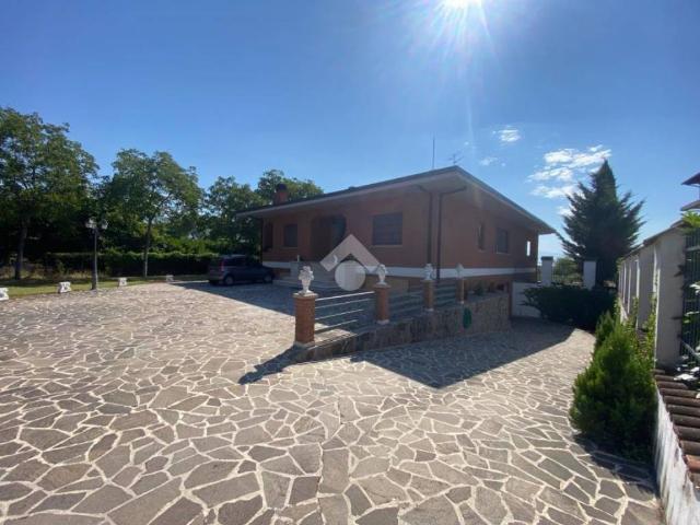 Villa in vendita a Avezzano AQ