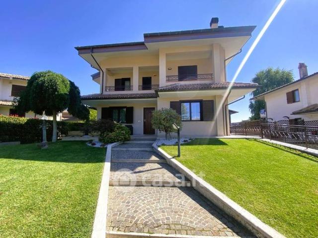 Villa in vendita a Avezzano AQ