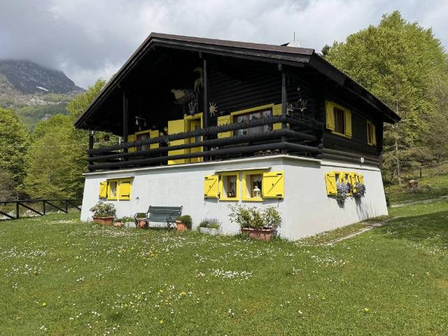 Villa in vendita a Aviano PN