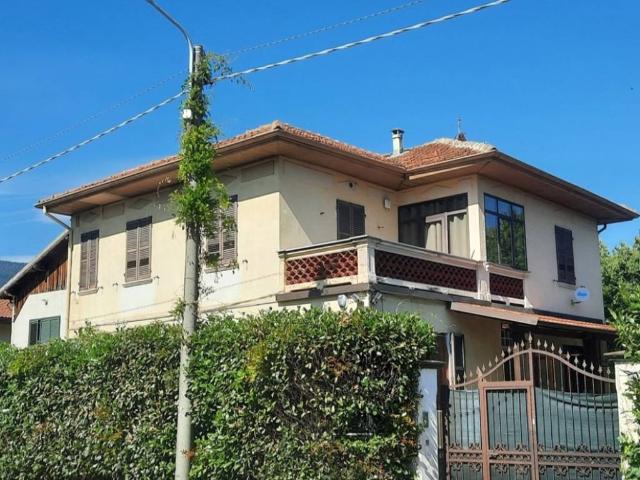 Villa in vendita a Avigliana TO