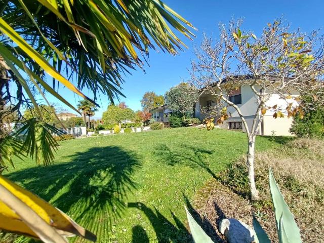 Villa in vendita a Azzano Decimo PN