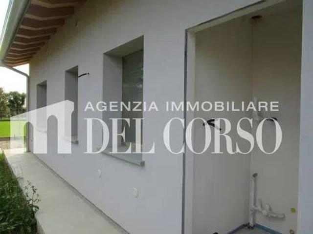 Villa in vendita a Azzano Decimo PN
